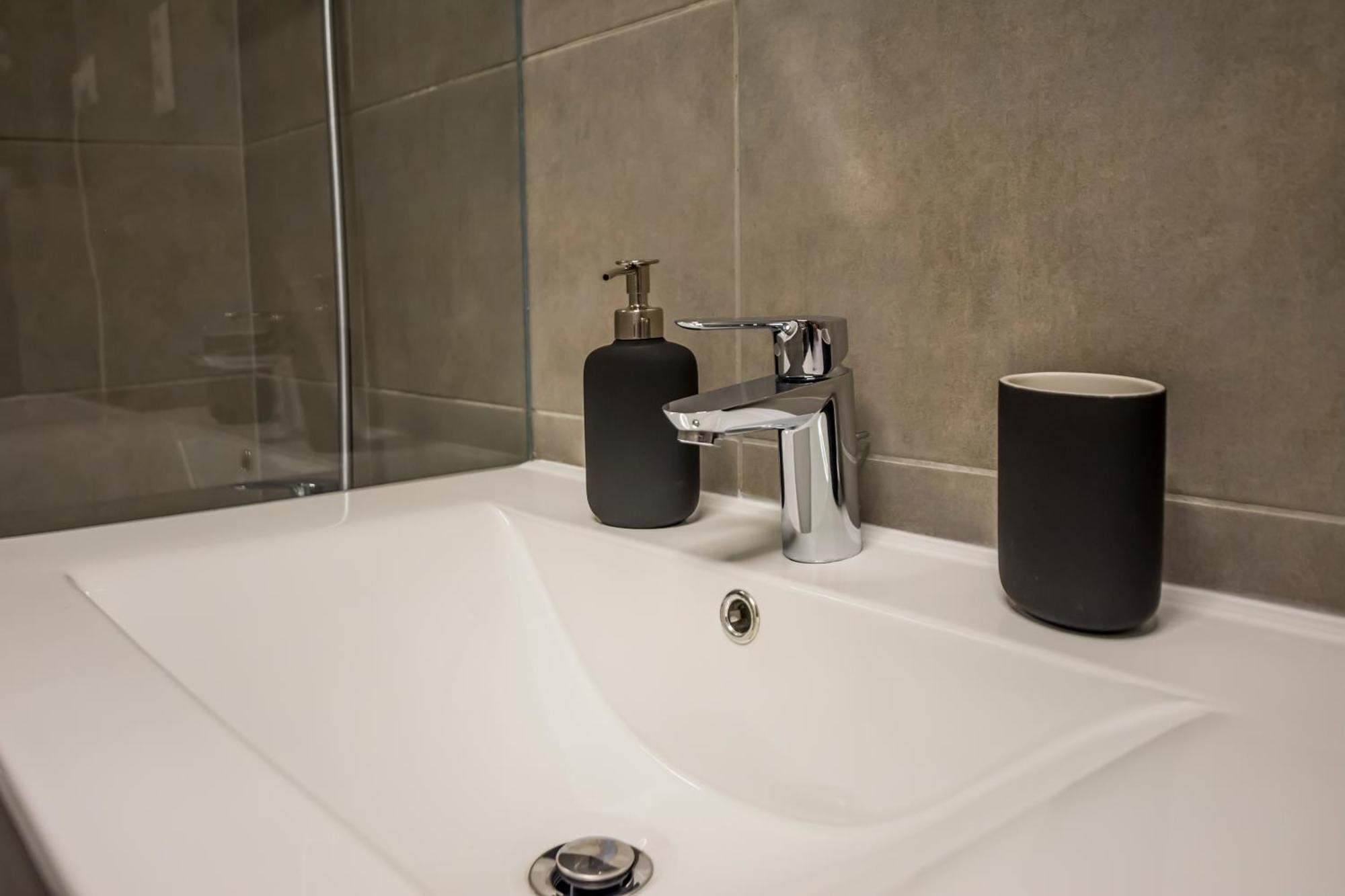 K40 Romantic Deluxe Studio In The City Center Boedapest Buitenkant foto