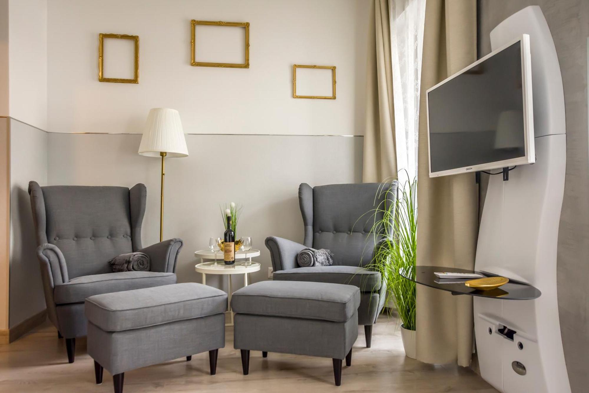 K40 Romantic Deluxe Studio In The City Center Boedapest Buitenkant foto